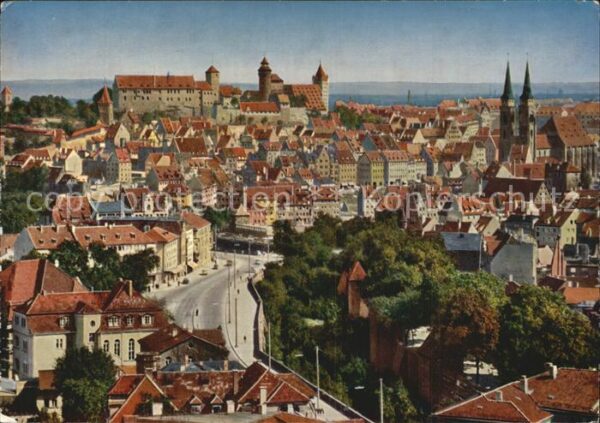 Nuernberg mit Burg und Sebalduskirche