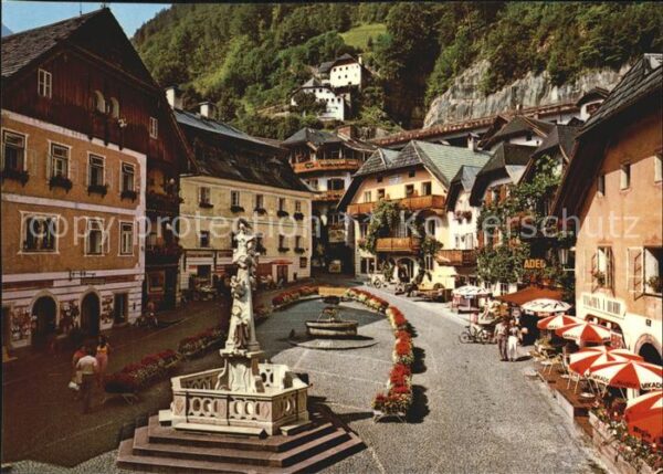 Hallstatt Austria Marktplatz am Hallstättersee