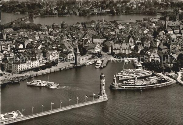 Lindau Bodensee Fliegeraufnahme Hafeneinfahrt