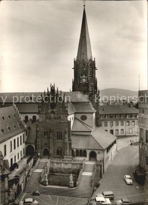 Aschaffenburg Main mit Basilika