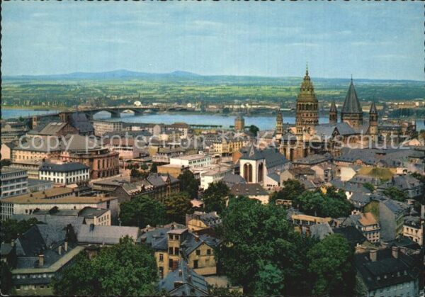 Mainz Rhein Fliegeraufnahme mit Dom und Rheinbrücke