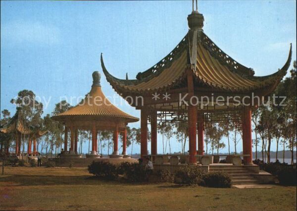 China Chengching Lake and 3 Pavillons