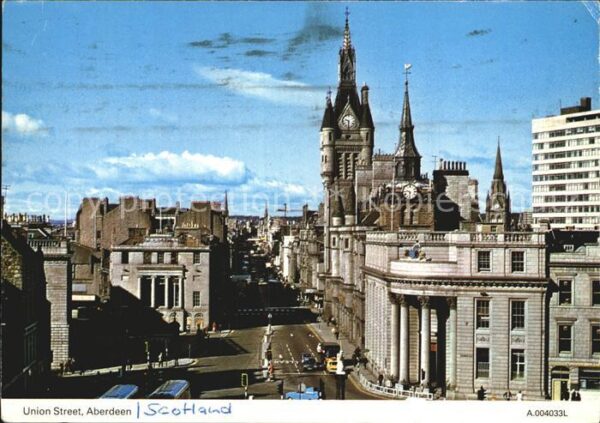 Aberdeen City Strassenpartie mit Kirche