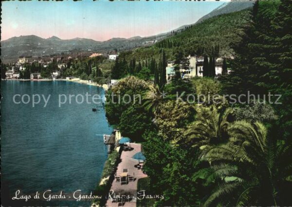 Gardone Garda Seepromenade