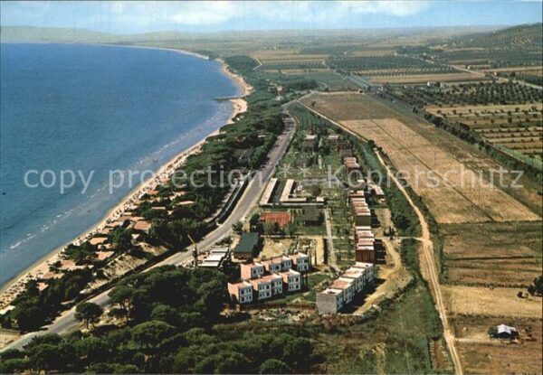 Follonica Fliegeraufnahme mit Strand