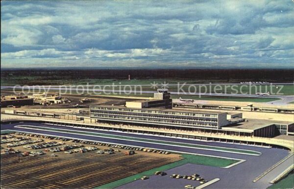 Flughafen Airport Aeroporto Montreal Canada