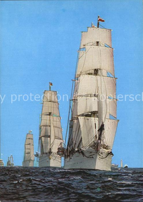 Segelschiffe Rahsegler Windjammerparade