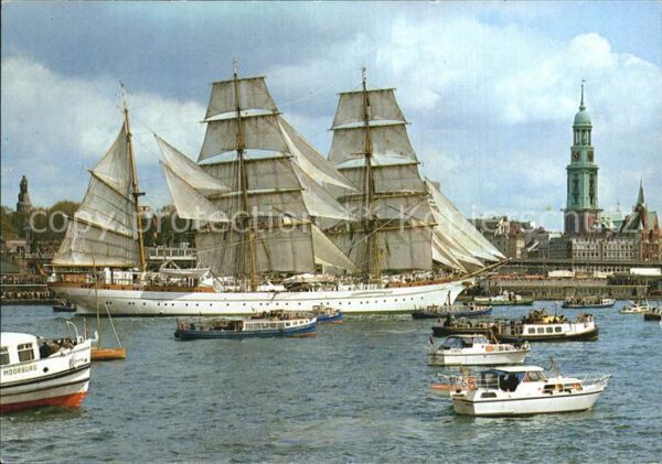 Segelschiffe Marine-Schulschiff Gorch Fock Hamburg H