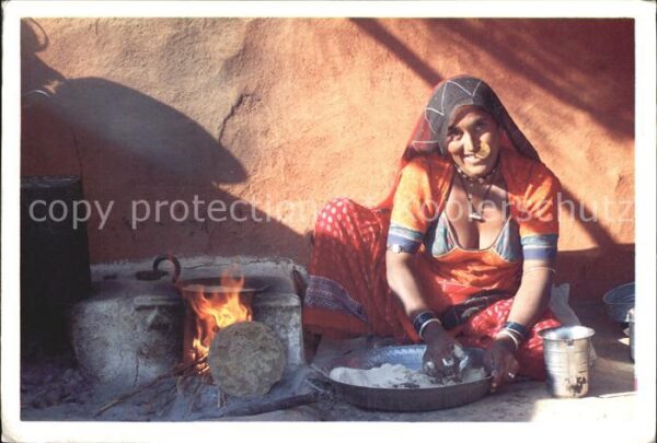 Typen Indien Rural Housewife Kitchen
