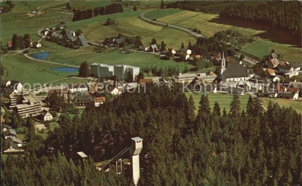 Schoenwald Schwarzwald Fliegeraufnahme mit Sprungschanze