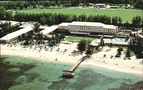 Nassau Bahamas Fliegeraufnahme Emerald Beach Hotel