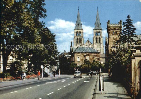 Landau Pfalz Schlössl mit Blick zur Marienkirche