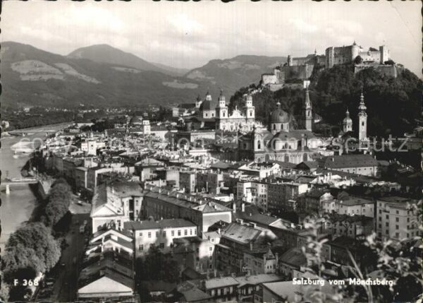 Salzburg Oesterreich Blick vom Mönchsberg