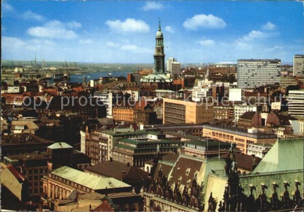Hamburg City Sankt Michaeliskirche Hafen
