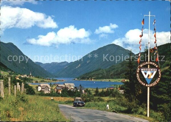 Weissensee Kaernten Höchster Badesee der Alpen