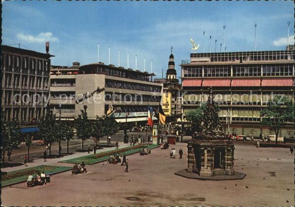 Mannheim Paradeplatz Grupello Brunnen