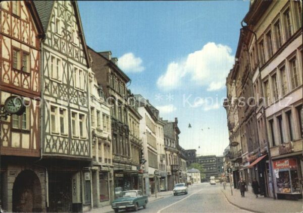 Trier Simeonstrasse mit Porta Nigra