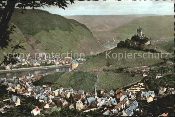 Cochem Mosel Blick von Umkehr zur Stadt Mosel Burg
