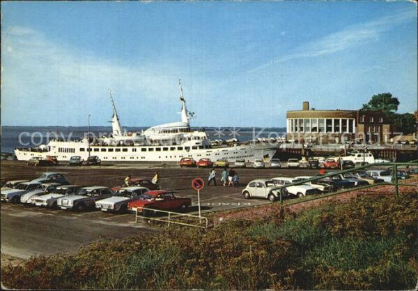 Wilhelmshaven Strandhalle Helgoland Kai Schiff