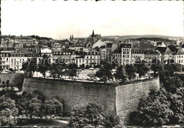 LUXEMBOURG  Luxemburg Place de la Constitution
