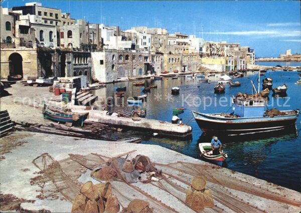 St Julians Malta Hafenpartie