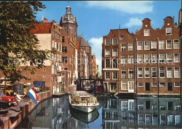 Amsterdam Niederlande Der kleine Kolk Ausflugsschiff