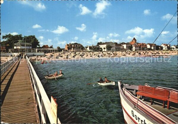 Niendorf Ostseebad Seebrücke Strand