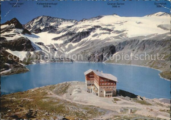 Rudolfshuette Weisssee mit Weissee Tauernkogel Kaiserbärenkopf