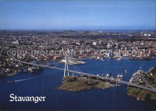 Stavanger Utsikt over byen med Bybrua i forgrunne