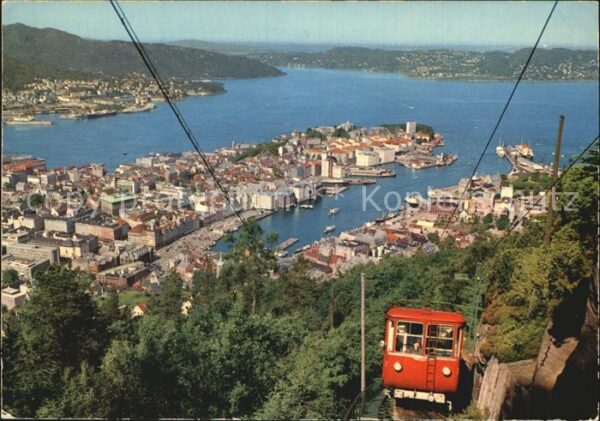Bergen Norwegen Ursikt fra Floyen Bergbahn Hafen