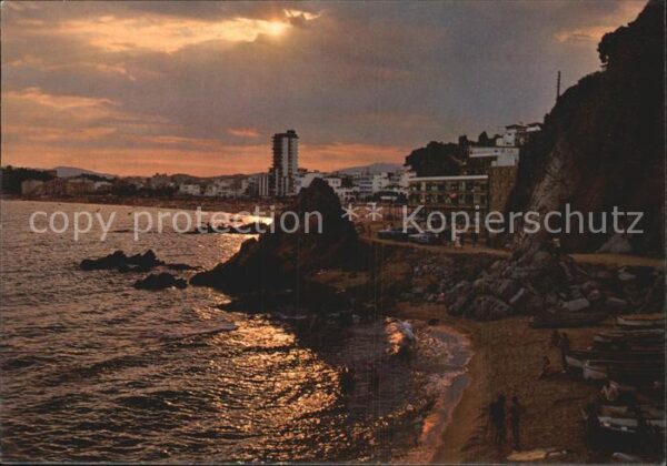 Lloret de Mar Strand Promenade in der Abendsonne