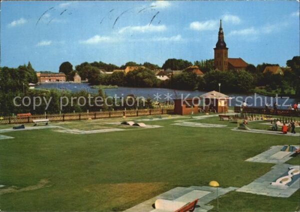 Bodenteich Minigolf See Kirche Lüneburger Heide