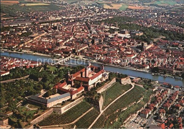 Wuerzburg Festung Marienberg Alte Mainbrücke Zent