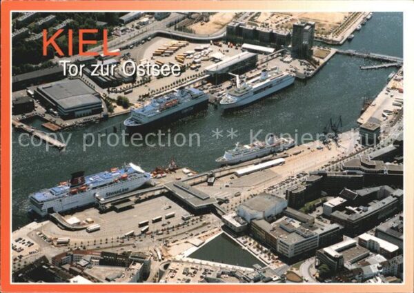 Kiel Luftaufnahme Hafen Fährschiffe