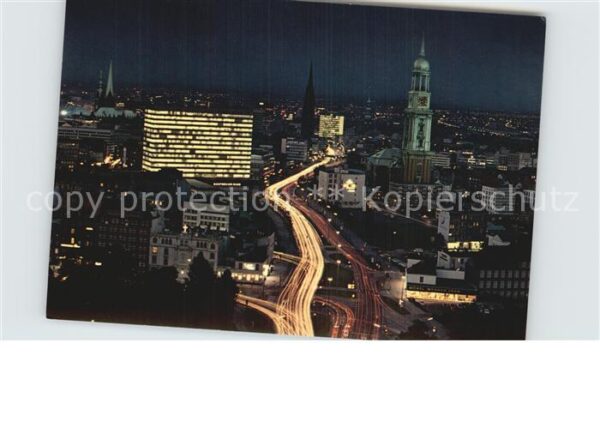 Hamburg Blick auf Ost West Strasse Michaeliskir