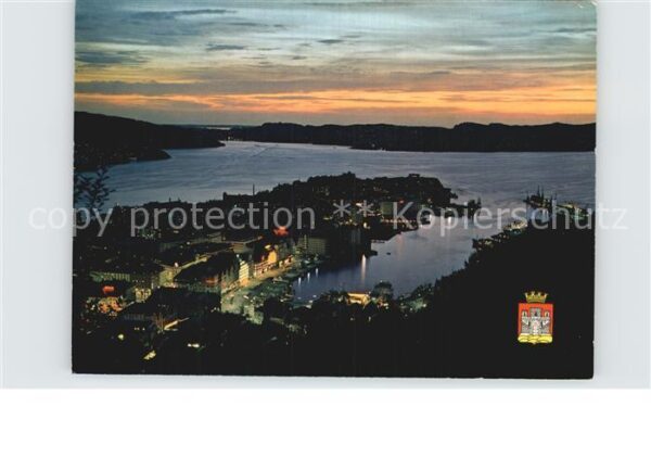 Bergen Norwegen Town and harbour centre Vagen by night