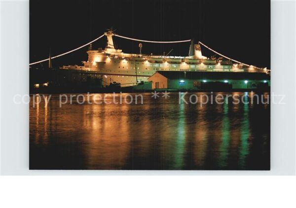 Aruba Fabulous lights of the cruiseships Paar