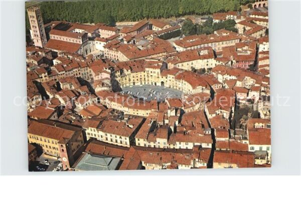 Lucca Anfiteatro Romano veduta aerea Römische