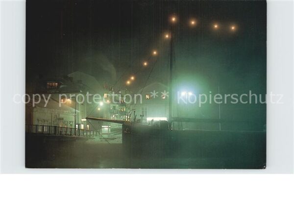Askersund Harbour on a cold night
