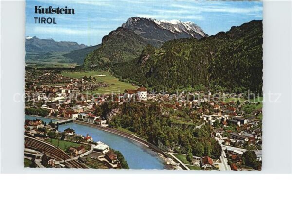 Kufstein Tirol Alpenstadt mit historischer Festung Alp