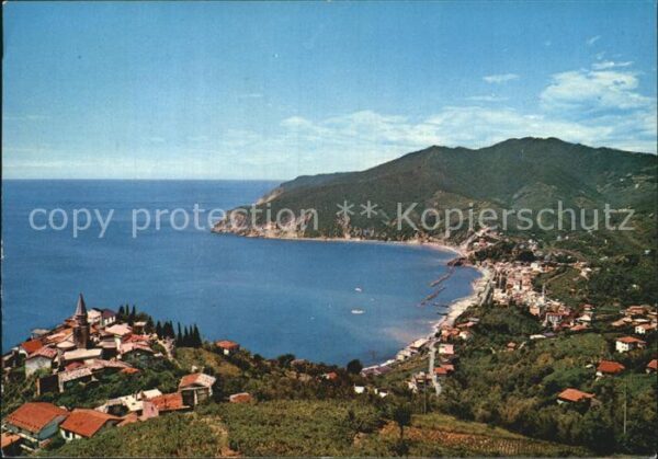 Moneglia Liguria Panorama con Lemeglio