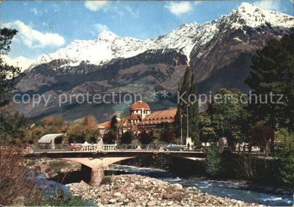 Meran Merano Partie am Fluss mit Blick zum Kurhaus T