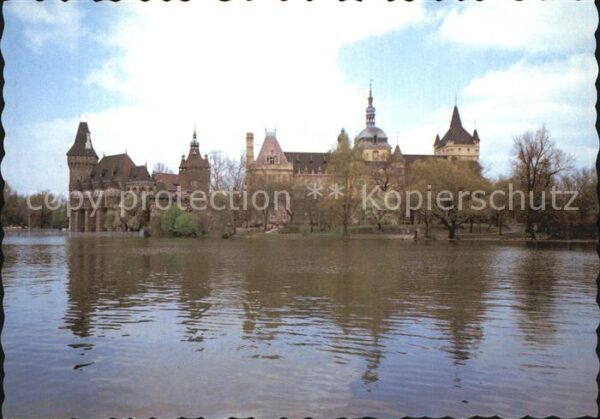 Budapest Vajdahunyad vara Schloss