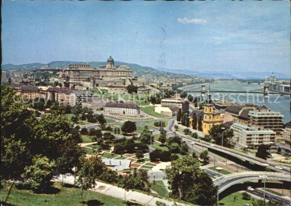 Budapest Panorama Blick über die Donau Park Pala