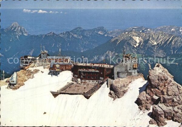 Zugspitze Gipfelgebäude Münchner-Haus Wetterwarte