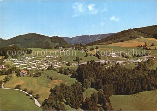 Maierhoefen Allgaeu Fliegeraufnahme Ferienzentrum