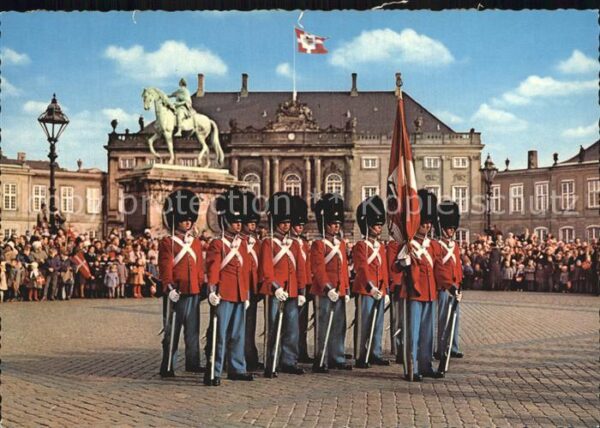 Leibgarde Wache Kopenhagen Schloss Amalienborg Wachtpar