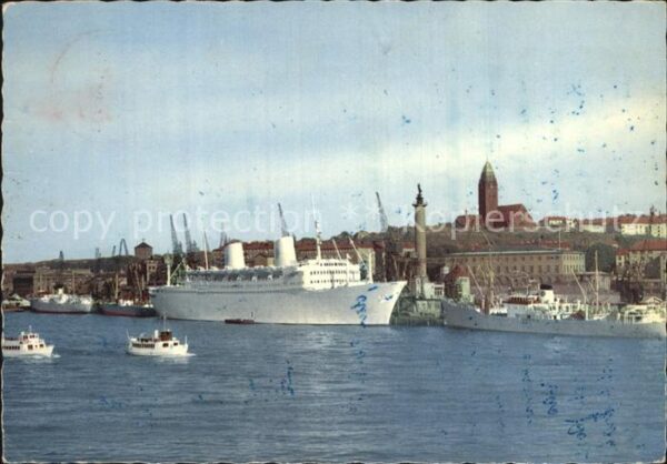 Goeteborg Hamnen med Gripsholm