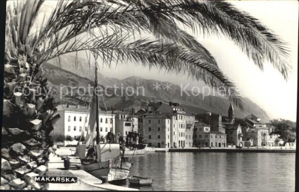 Makarska Dalmatien Hafenpartie