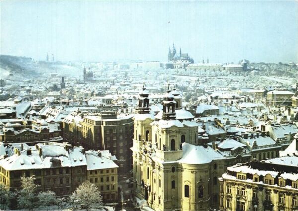 Praha Prahy Prague Fliegeraufnahme mit Altstadt und Burg i